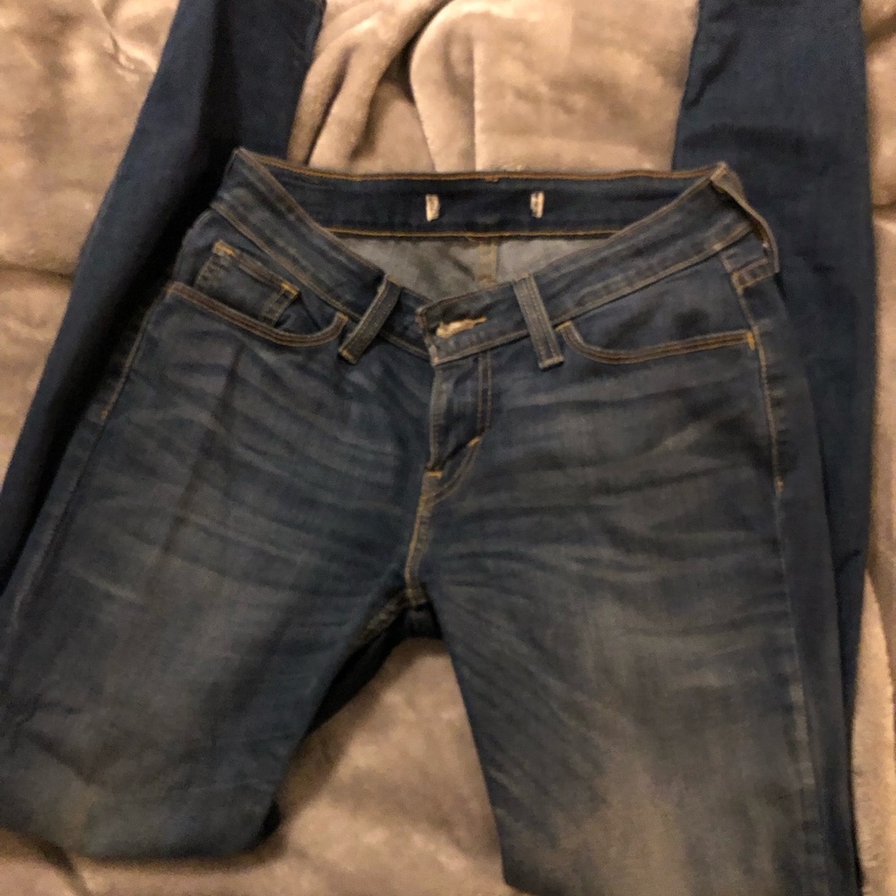 Levi’s nearly vintage straight leg skinny jeans